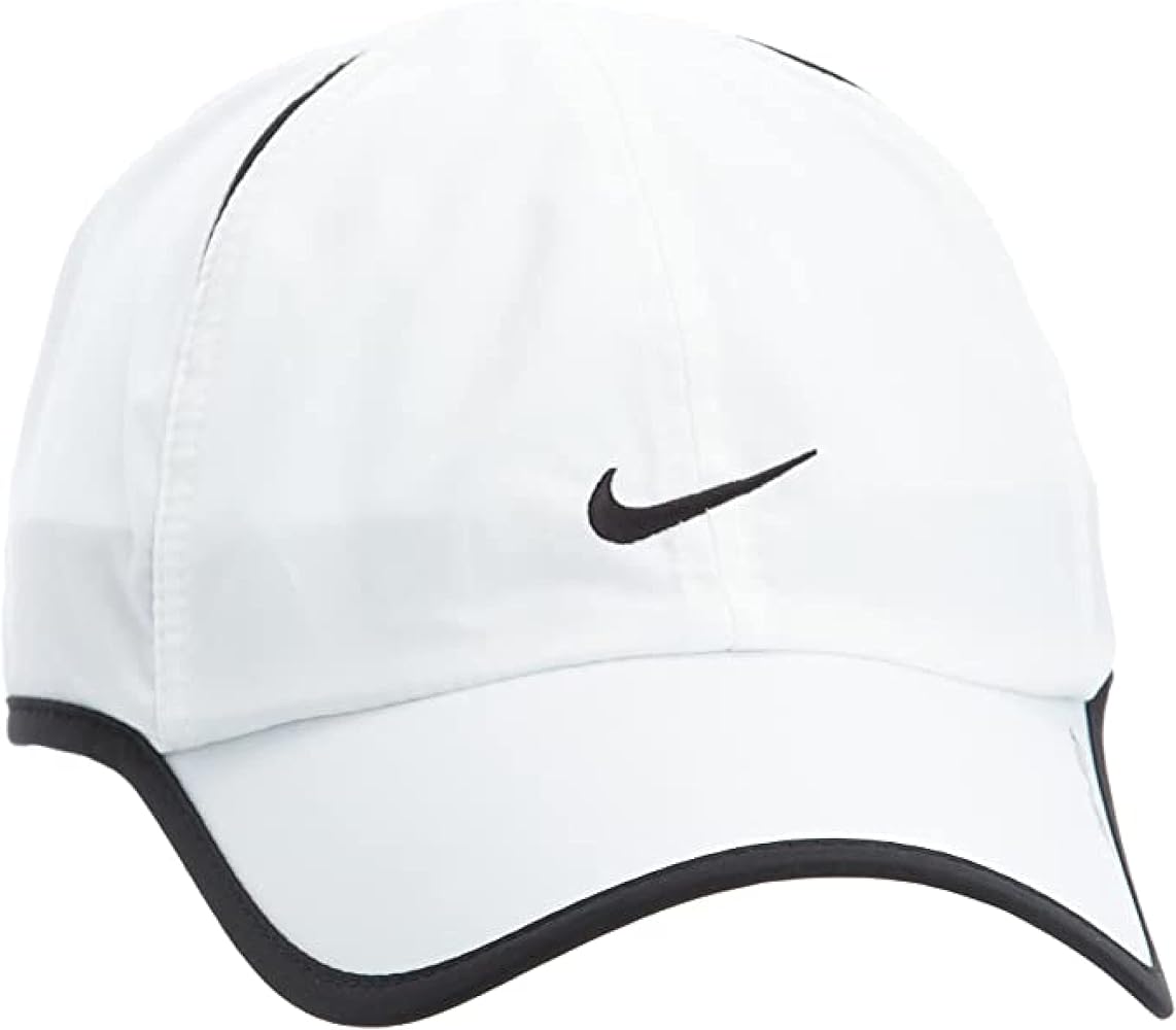 NIKE Women's AeroBill Featherlight Tennis Cap